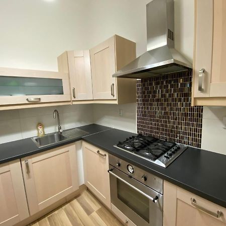 Spacious Apartment On Wenceslas Square Praga Zewnętrze zdjęcie